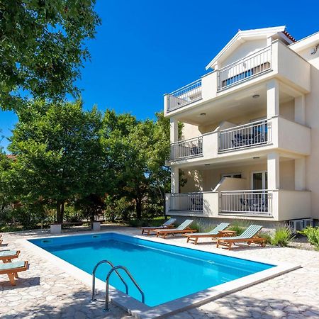 Beautiful Apartment In Pinezici With Wifi 外观 照片