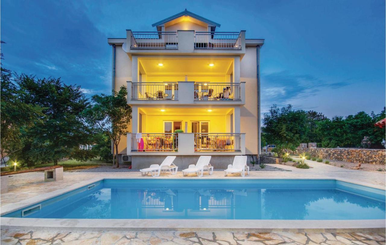 Beautiful Apartment In Pinezici With Wifi 外观 照片