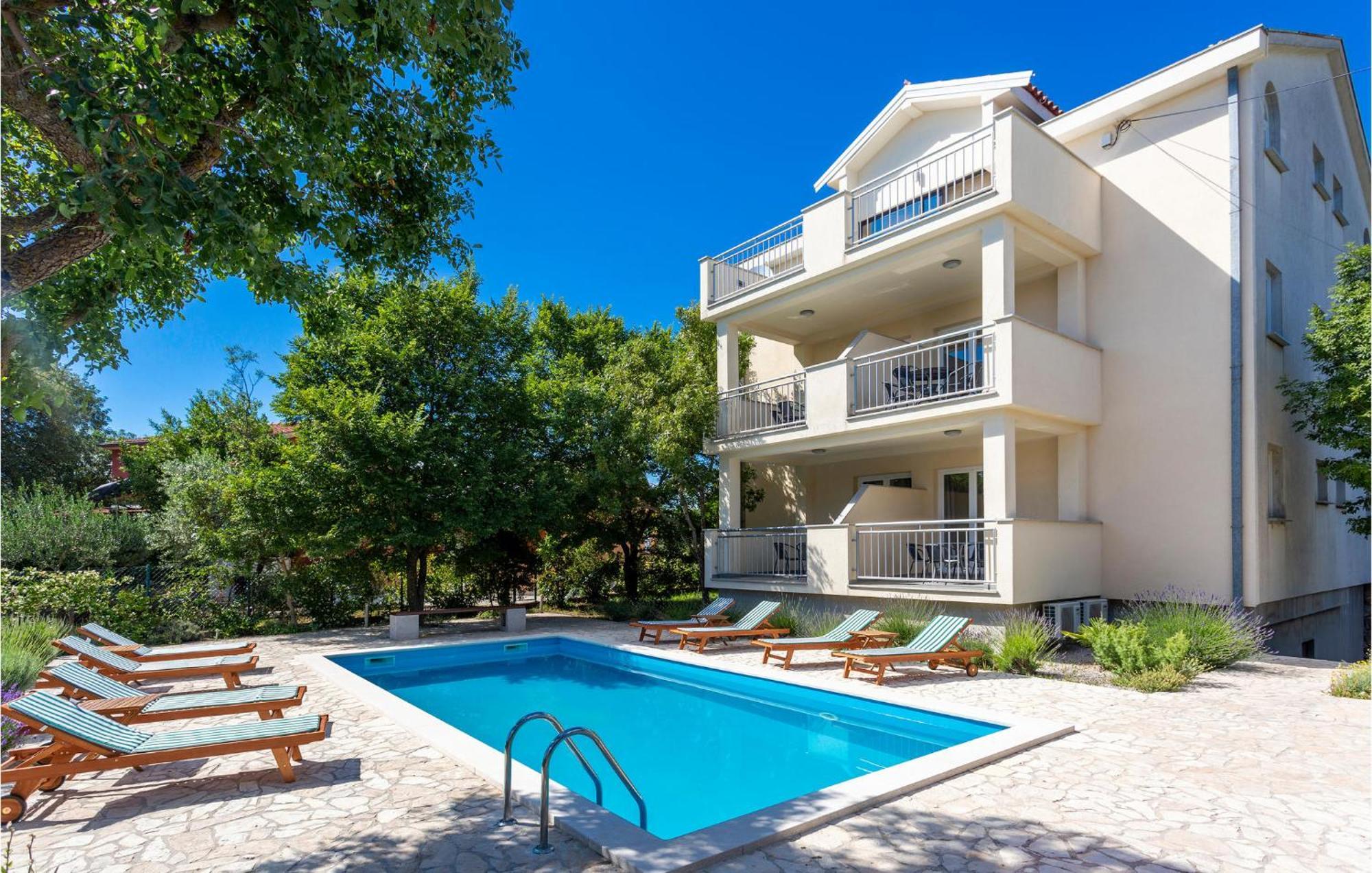 Beautiful Apartment In Pinezici With Wifi 外观 照片